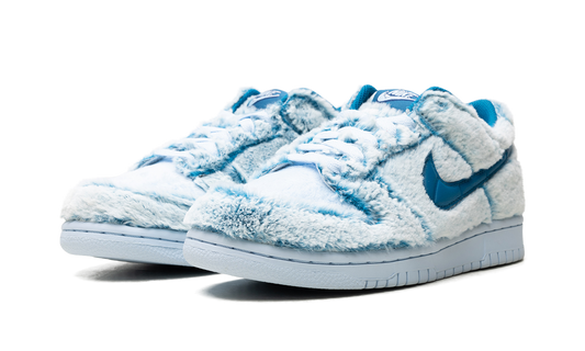 Dunk Low GS "Abominable Snowman" IM7171 301