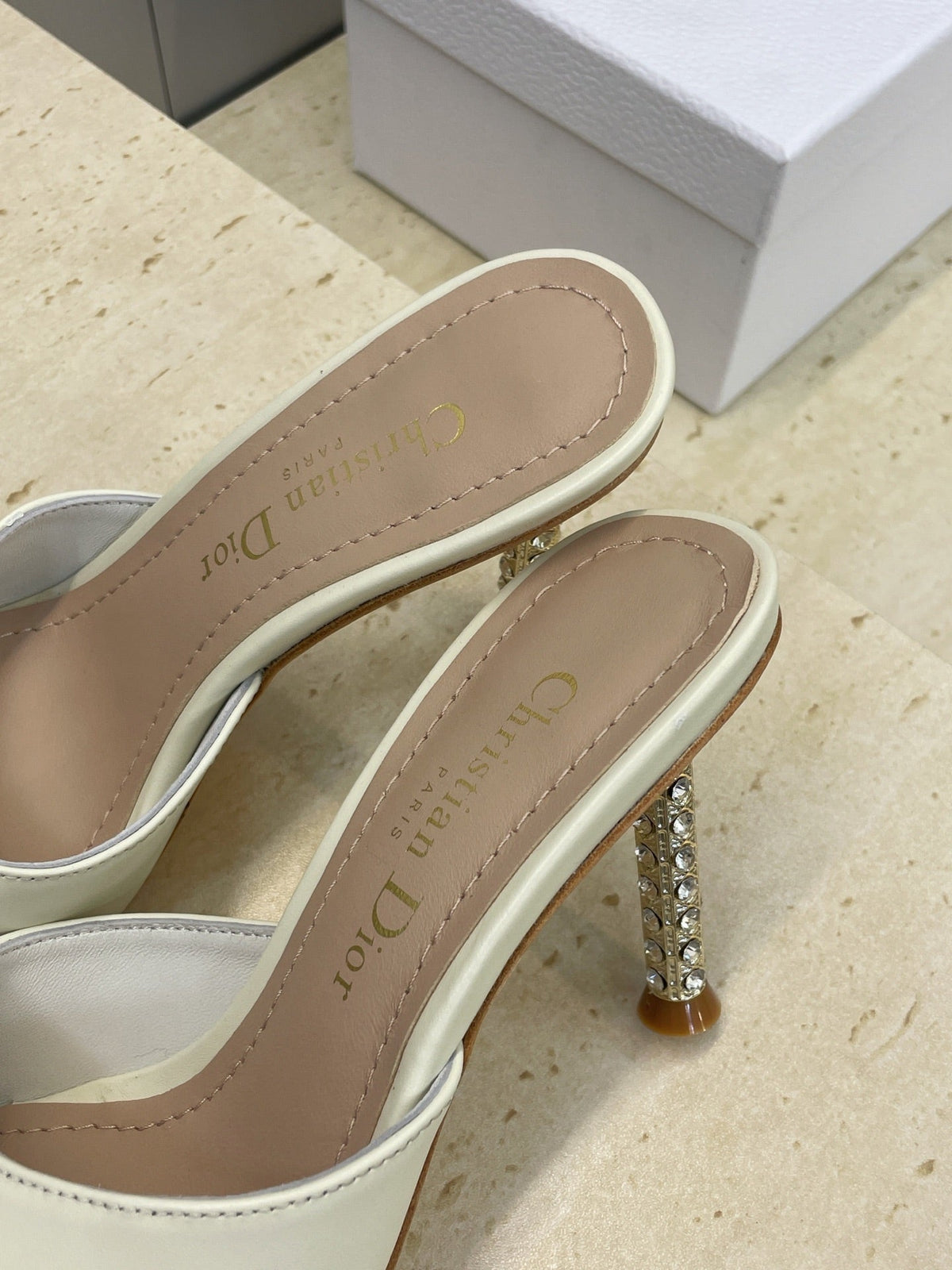 CD 26s Icon Heeled Slide 8cm Cream Leather Silk 633058