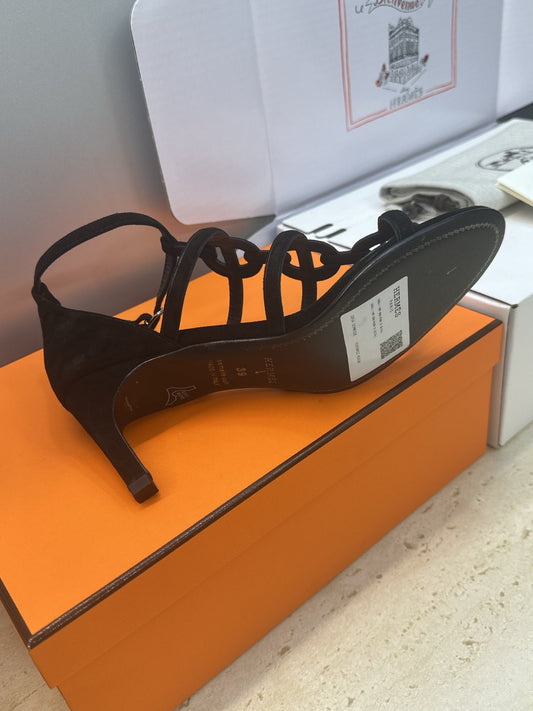 HM 26ss High Heels Sandals 70 Black Suede 633218