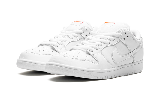 SB Dunk Low Pro "Triple White" FJ1674 100