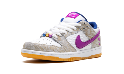 SB Dunk "Rayssa Leal" FZ5251 001