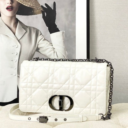 LARGE CARO BAG 28 WHITE CALFSKIN BLACK HARDWARE