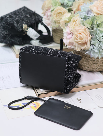 CD Small Toujours 23 Black Tweed 245636