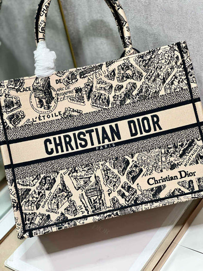 CD Paris Apricot Book Tote 36cm Bag Black beige Canvas 336525