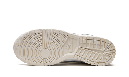 DUNK LO MNS WMNS "Coconut Milk" DD1503 121