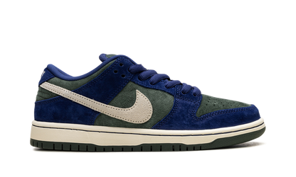 SB Dunk "Deep Royal Blue" HF3704 400