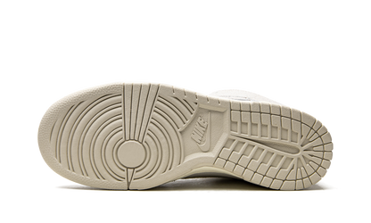 Dunk High SP "Notre - Light Orewood Brown" CW3092 100