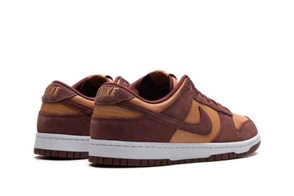 Dunk Low Retro SE "Amber Brown" FQ8249 200
