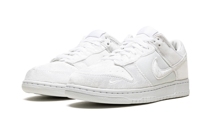 Dunk Low "Dove Street Market Triple White Velvet" DH2686 100