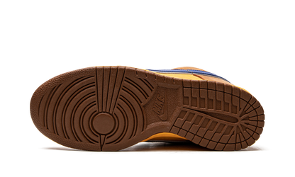 Dunk Low Premium SB "New Castle (2008)" 313170 741