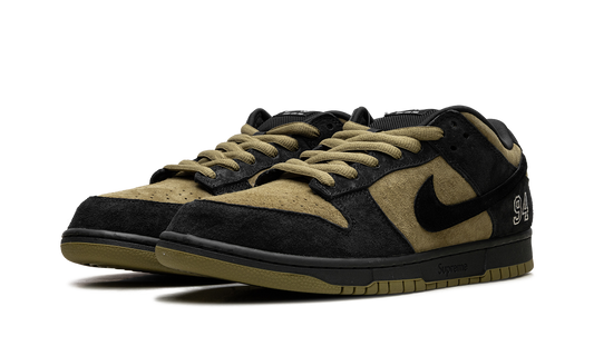 SB Dunk Low "Supreme - Camper Green" HQ8487 300