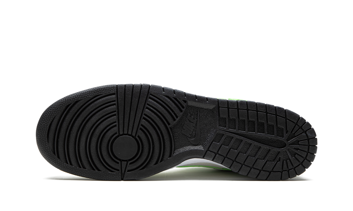 Dunk Low UO P "Oregon" FQ7260 001
