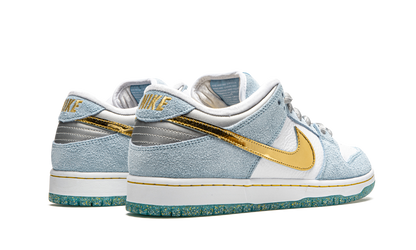 SB Dunk Low "Sean Cliver - Holiday Special" DC9936 100