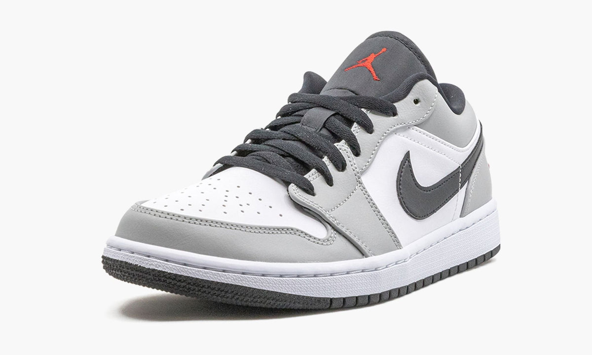 Air Jordan 1 Low “Light Smoke Grey” Sneakers - Collector's Edition