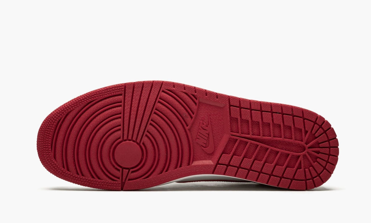 Air Jordan 1 Retro Low OG “White / Varsity Red” Sneakers - Basketball Legend