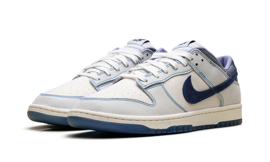 Dunk Low Retro SE "White Blue Void" IB6752 101