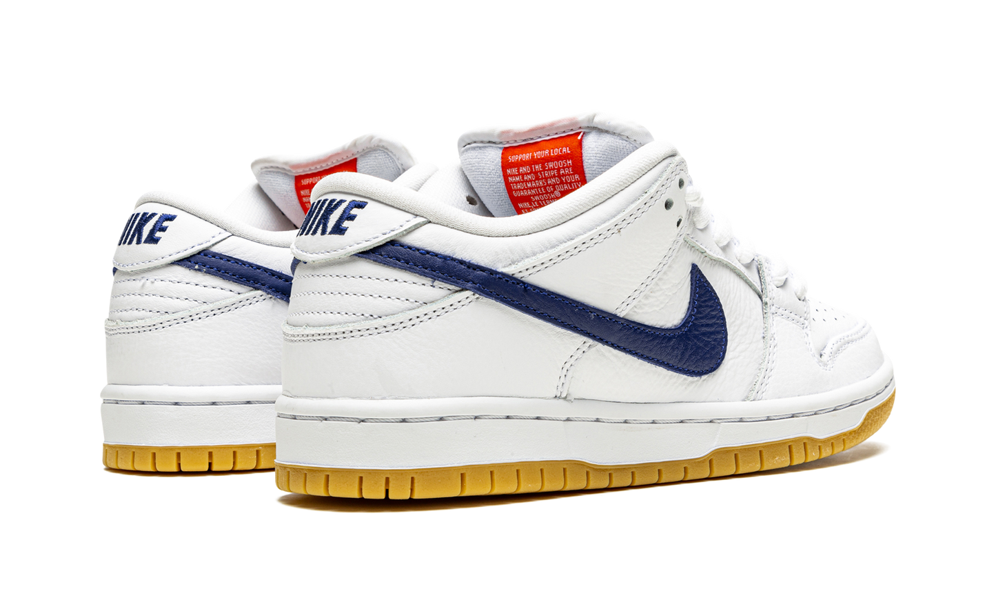SB Dunk Low Pro Iso "Orange Label - White / Navy" CZ2249 100