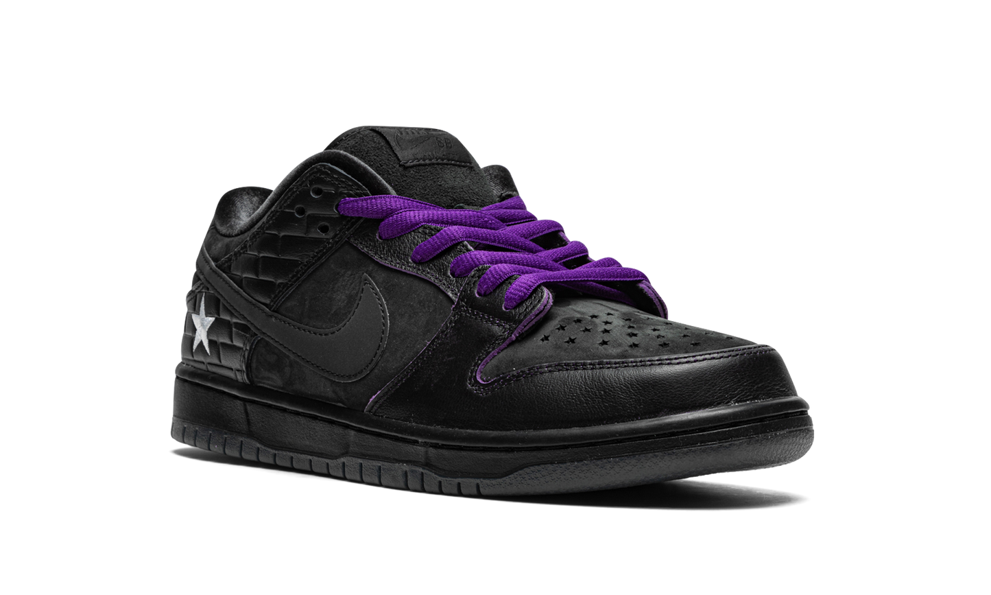 SB Dunk Low "Familia First Avenue" DJ1159 001