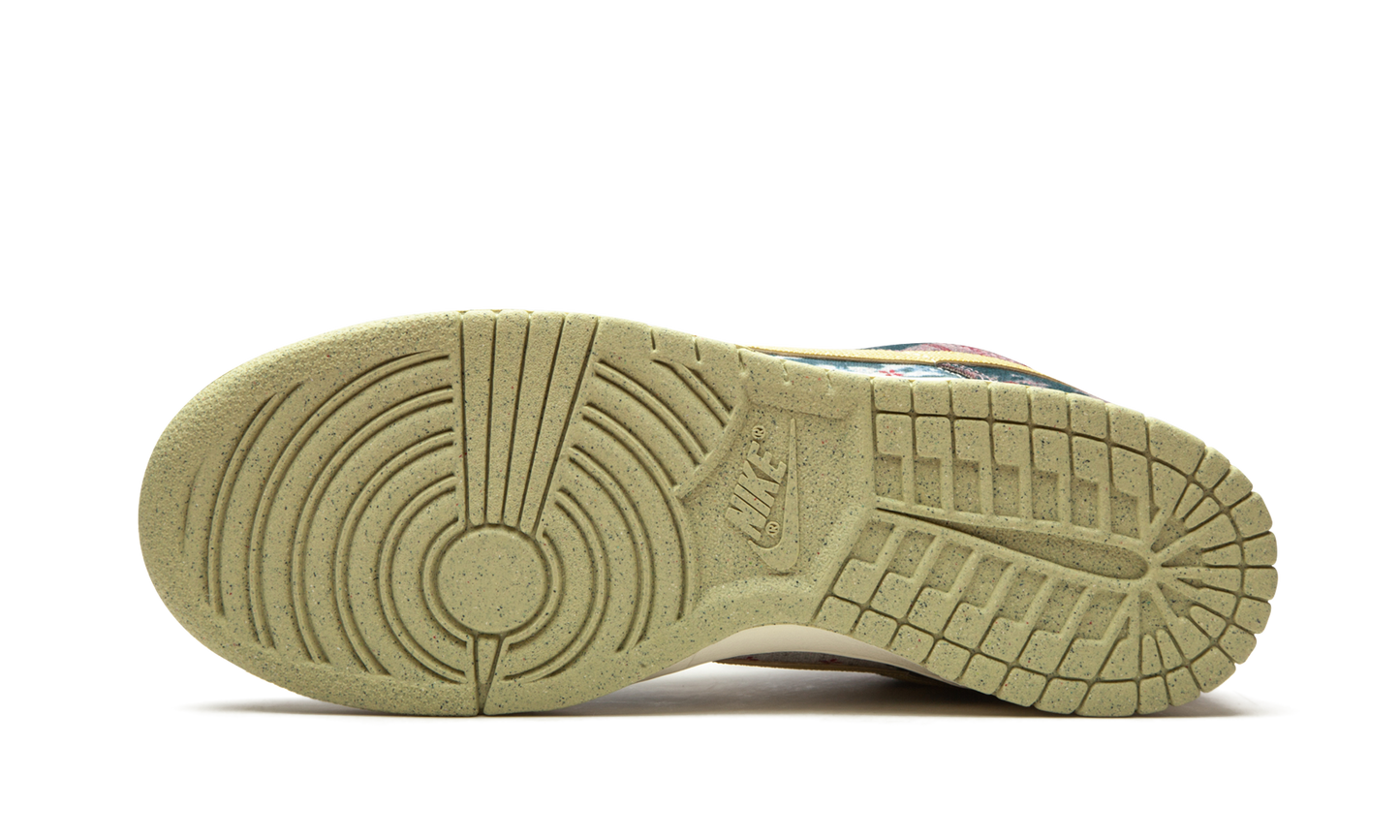 Dunk Low SP "Community Garden" CZ9747 900