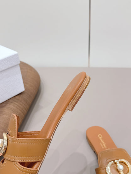 CD 30 Montaigne Slide Tan Calfskin 738230