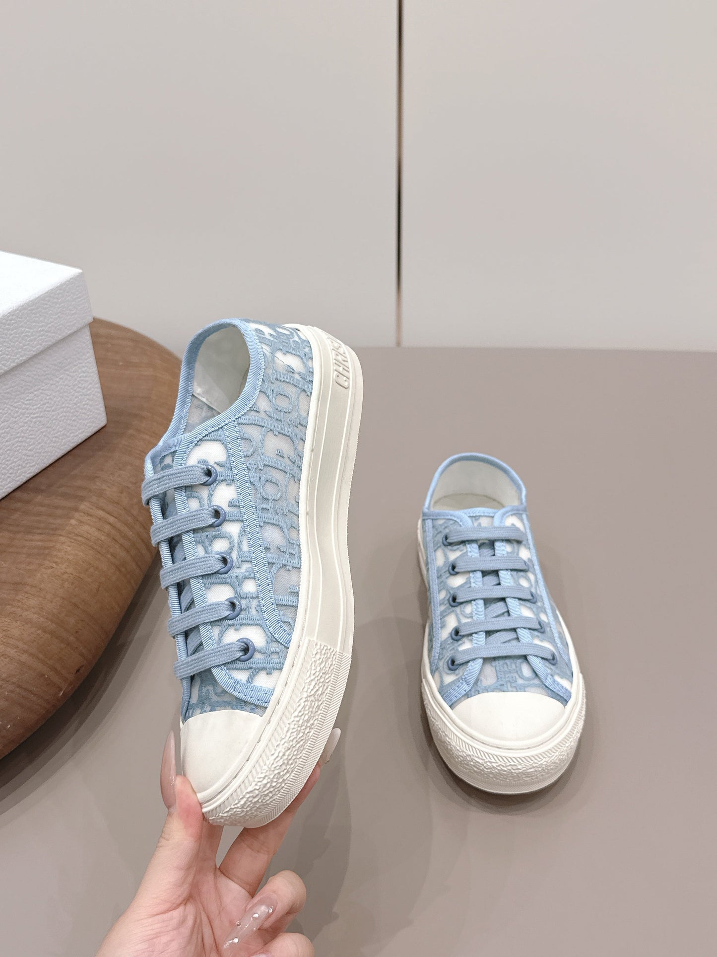 CD Walk'n'Dior Sneaker White Light Blue Cotton Mesh 739319