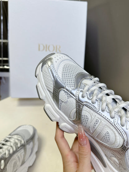 CD 25 Sneaker White Sliver 307167