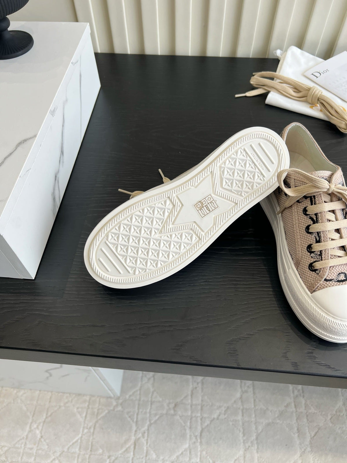 CD Dioriviera Walk'n'Dior Sneaker Beige Cotton 851250