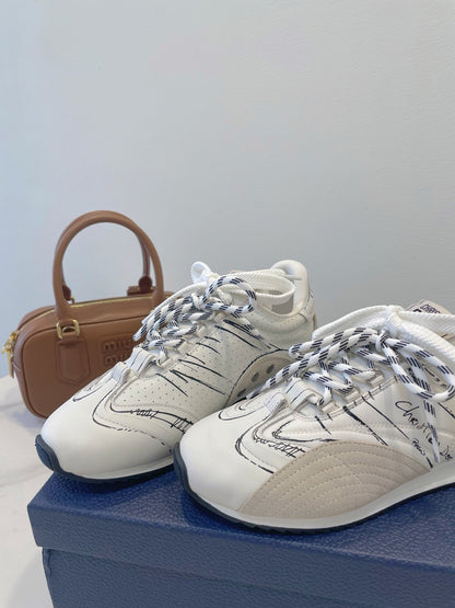CD 26s D-Sketch Grey White Suede Sheepskin 908096