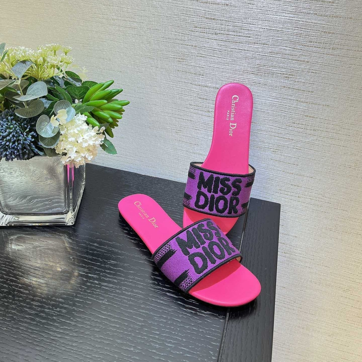 dway slide embroidered purple red cotton