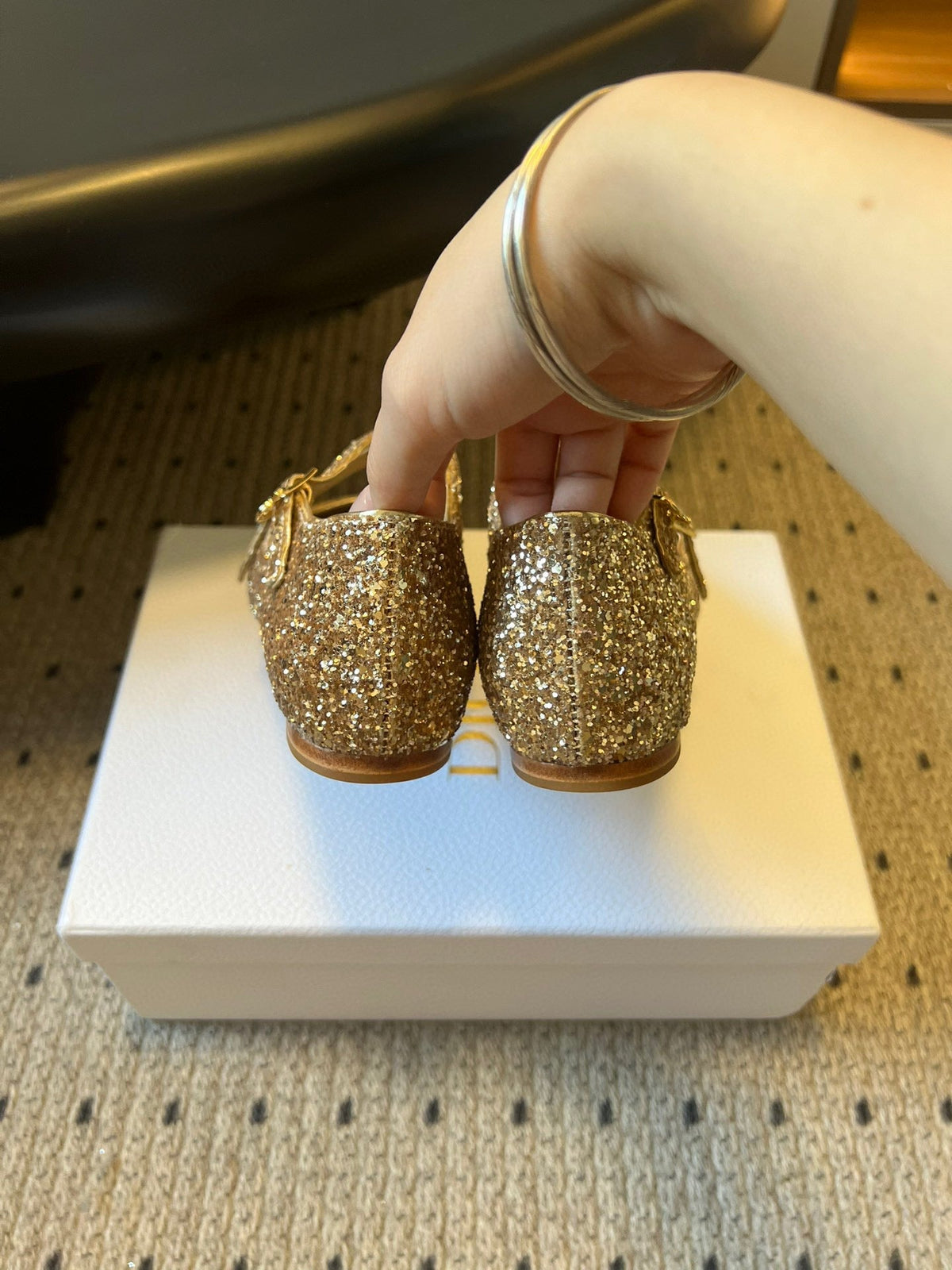CD 26s New Flat Ballet Flats With Cross Straps Gold Glitter 622218