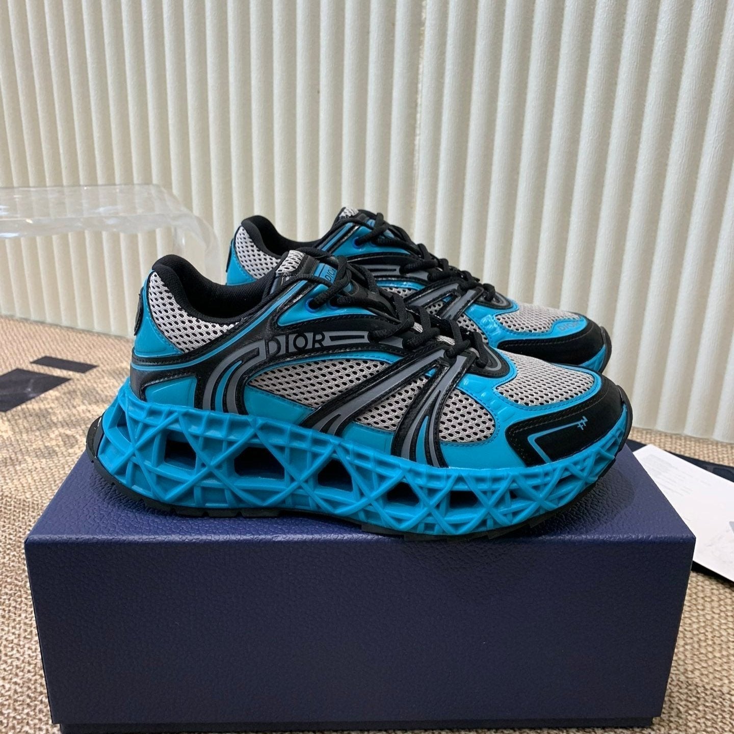 CD Sneaker B35 In Blue Mix White Black Calfskin And Fabric 113121
