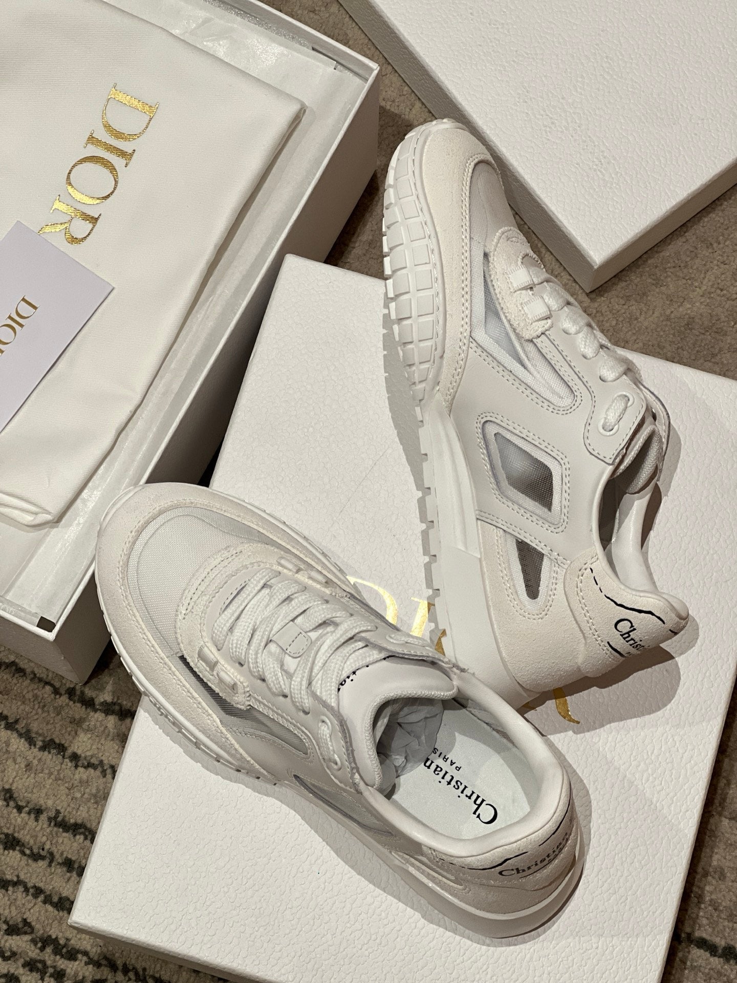 CD Tech Sneaker White Mesh Suede 707905