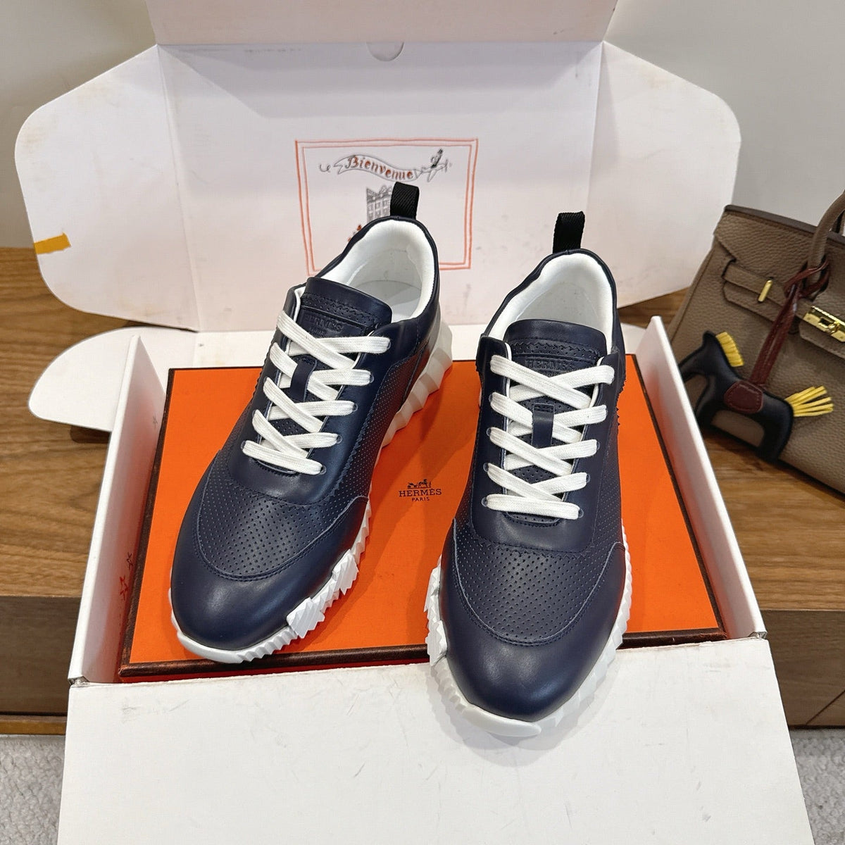 HM 26ss Sneakers Navy Blue Leather 638581