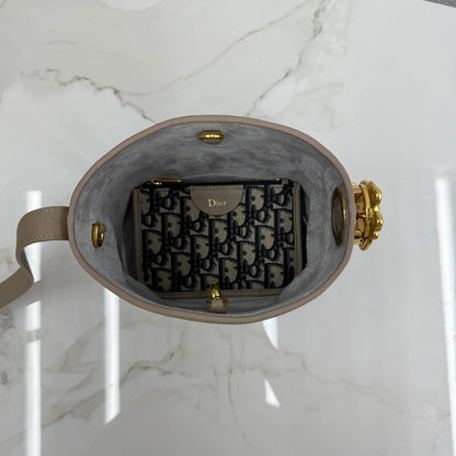 Dior 2026 Medaillon Bucket Bag 19.5cm Calfskin