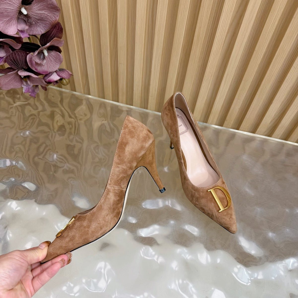 CD Buckle High-Heeled Elegant Shoes 85mm Brown Suede 537717