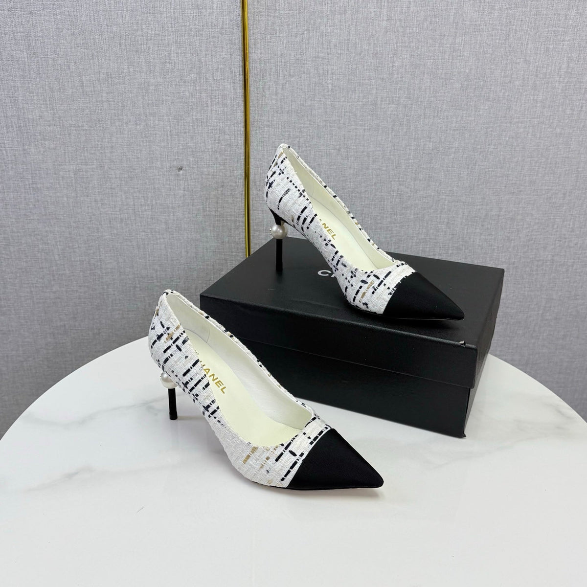 Chanel 2026 Pumps 85mm Tweed Pearl White Black 801952