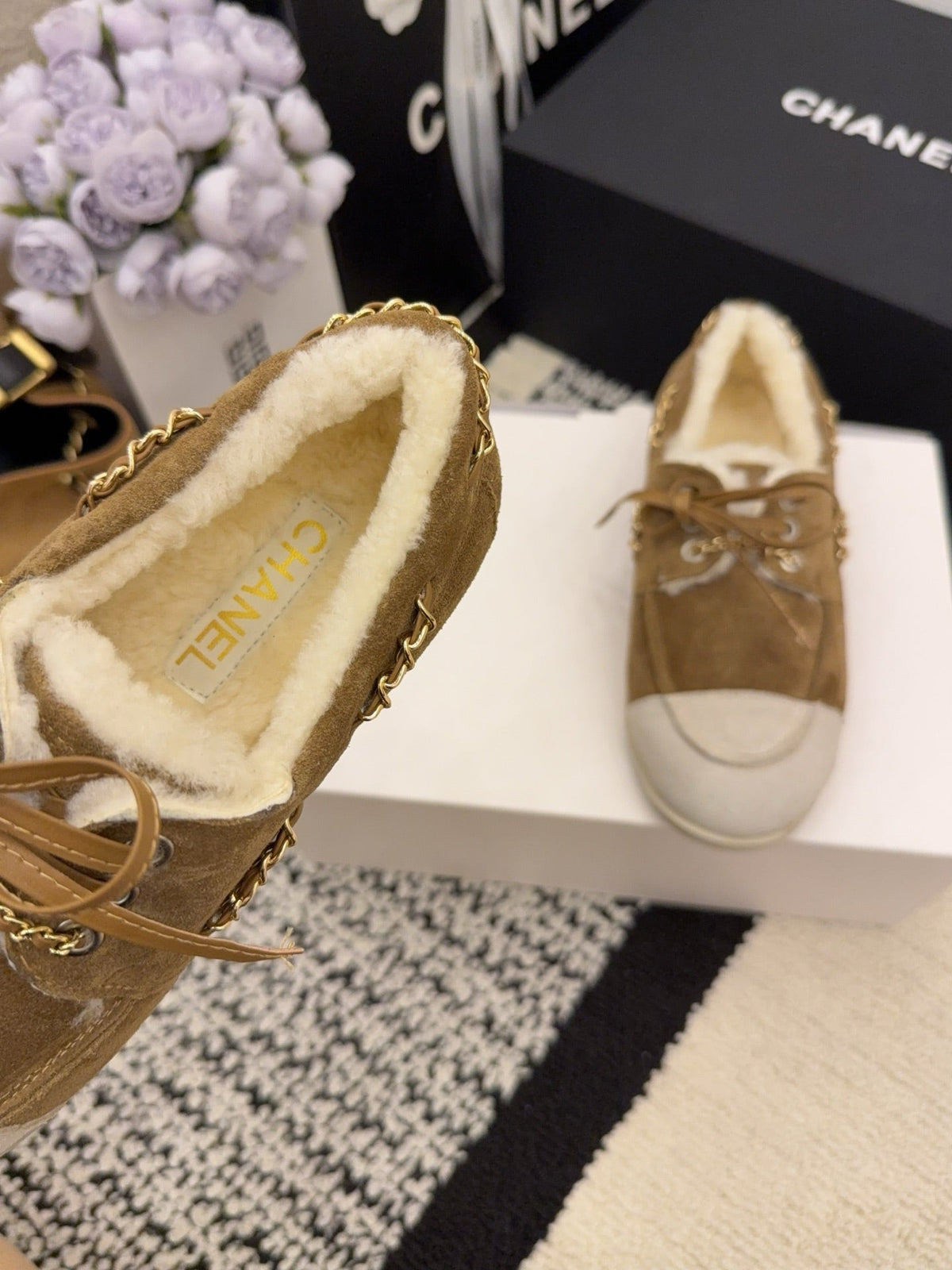 CC 26 Shearling Loafer Tan White Suede Wool 588712