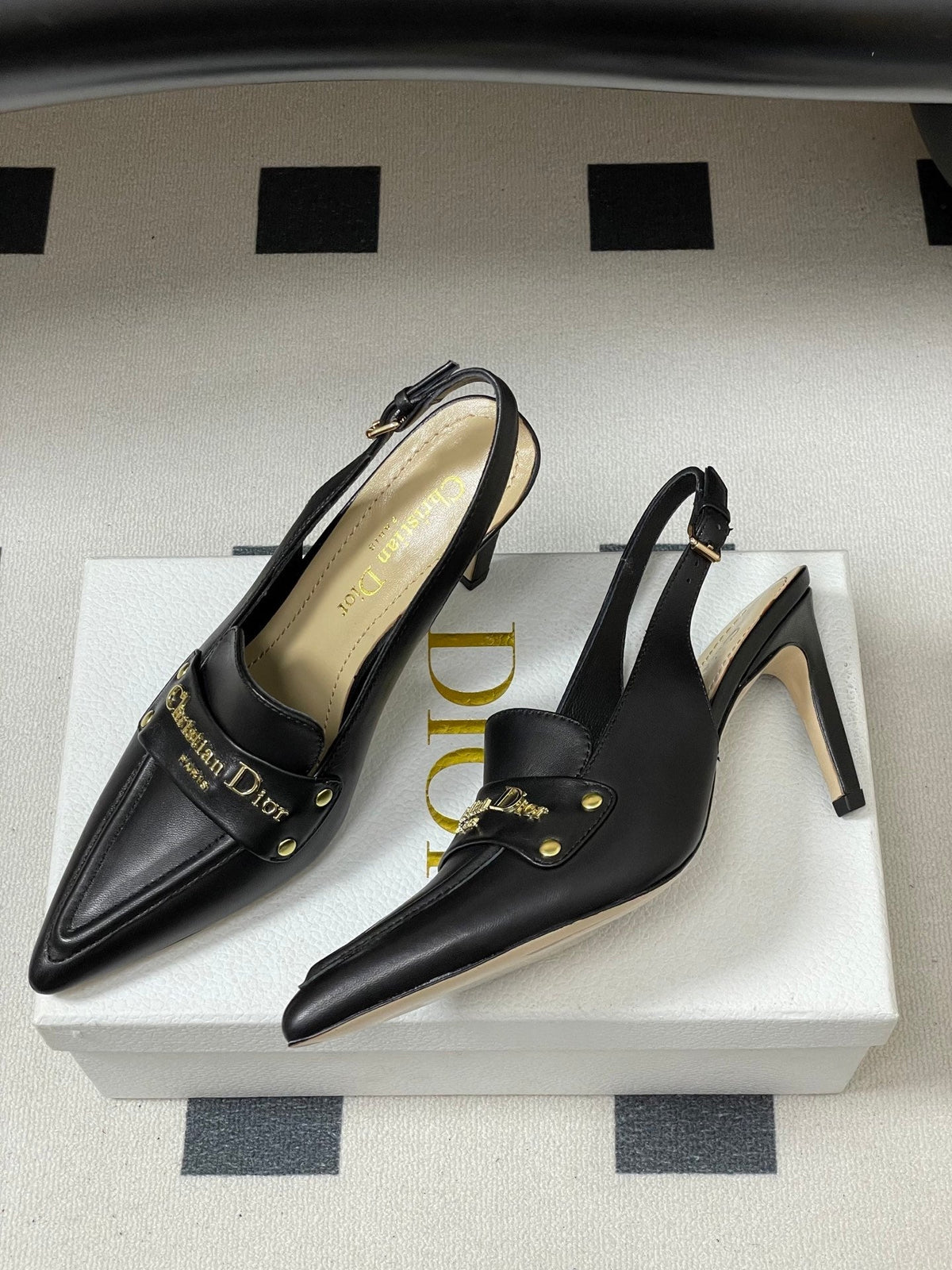 CD Boy Slingback Pump 85mm Black Sheepskin 525832