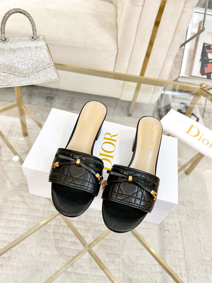 CD Cannage Heeled Slide 3.5cm Black Quilted Lambskin 668031
