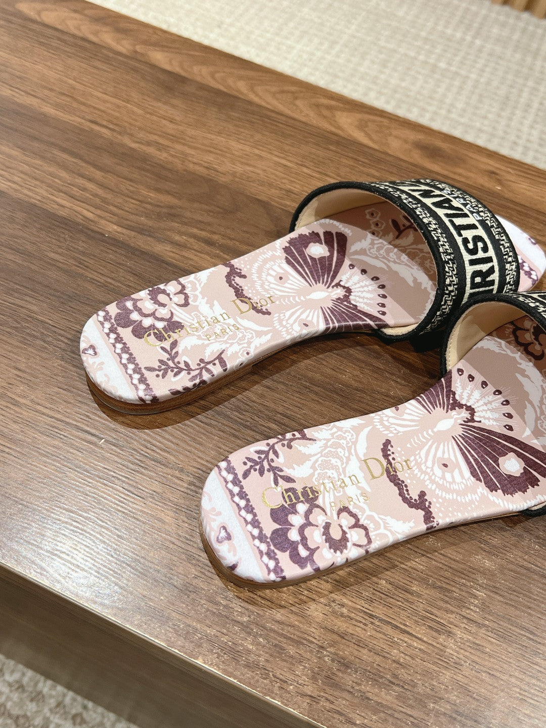 CD 26s Slide Sandals In Mauve Floral Print Logo Strap