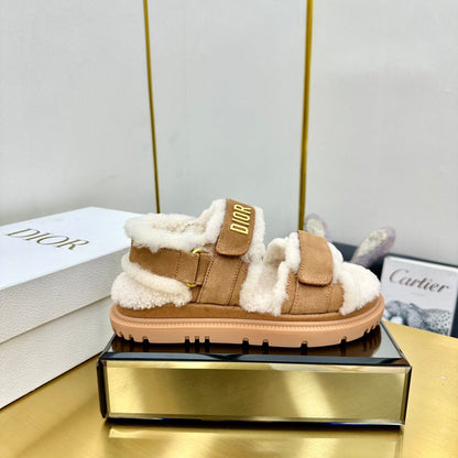 Dioract Sandal In Brown Suede And Wool Fleece Lining 111048
