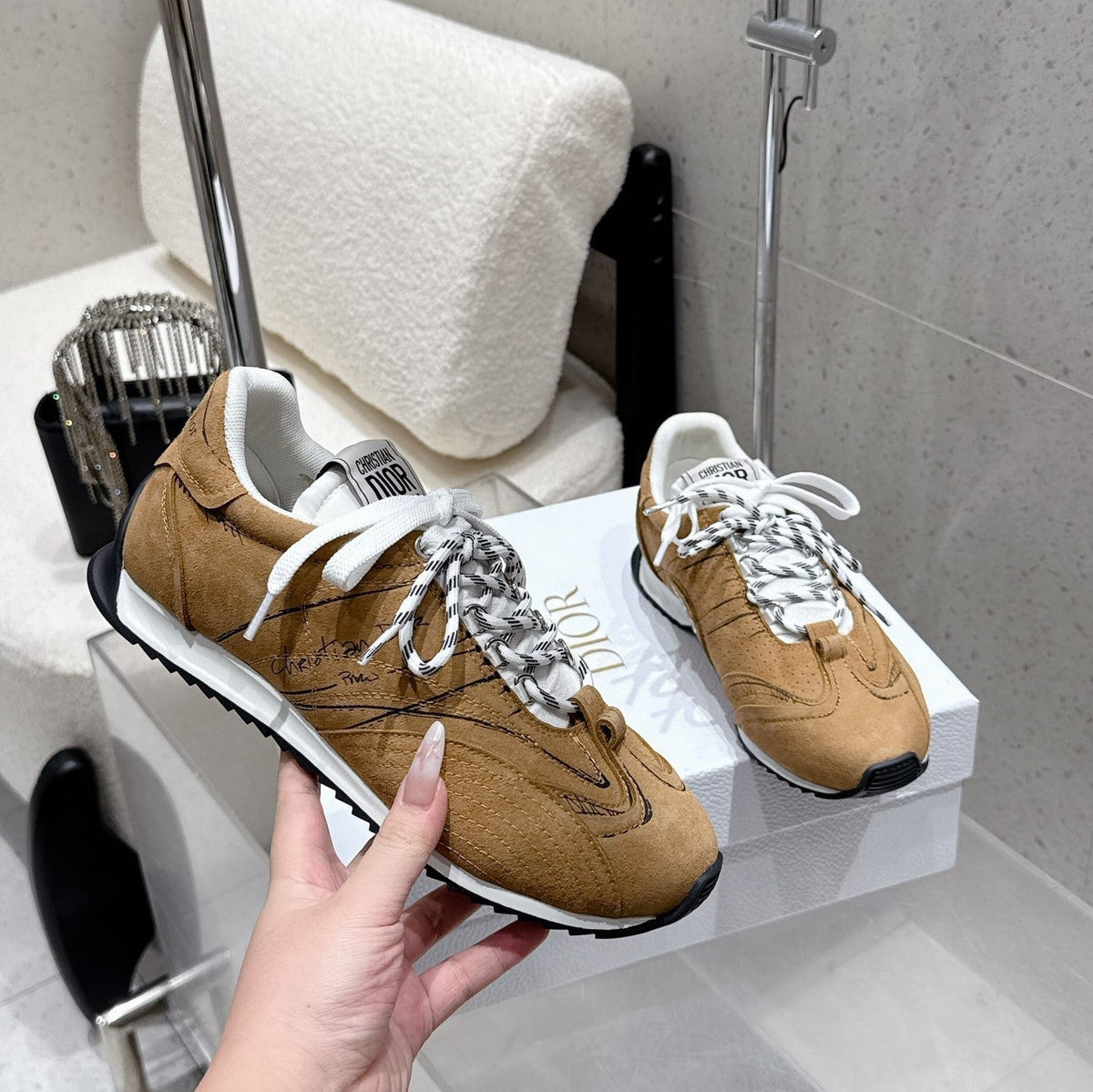CD D-Sketch Sneaker Brown Nubuck Leather 554390