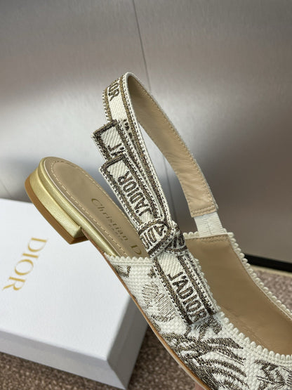 CD J'adior Slingback Pump White And Gold-Tone Millefiori Jacquard