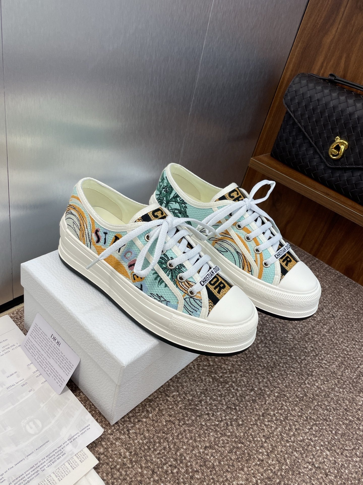 CD 25s Walk'n' Sneaker In Multicolor Dior Oblique Embroidered Cotton
