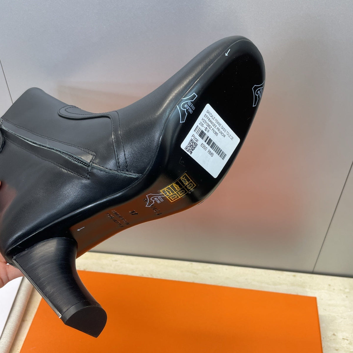 HM 26ss Lolita Chelsea Boots 80 Black Calfskin 607089