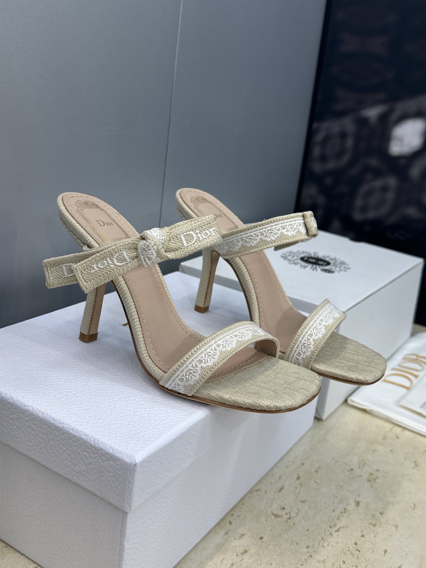 CD 26s Heeled Sandal 10cm Light Taupe Beige Leather Fabric 633068