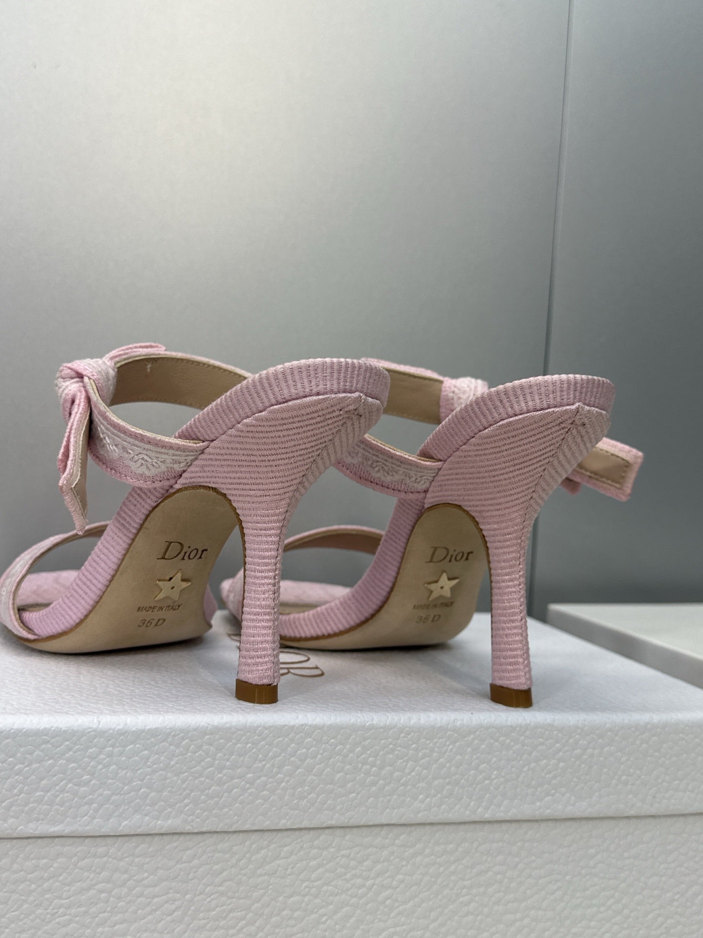 CD 26s Heeled Sandal 10cm Light Pink Beige Leather Fabric 633069