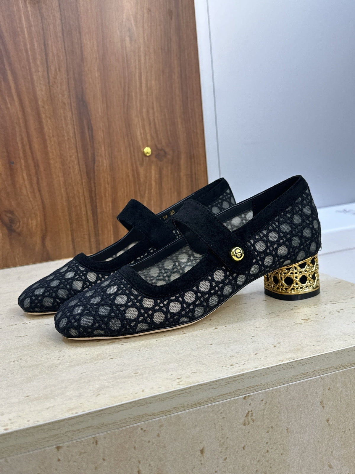 CD 26 Lolita High Heels 40 Black Mesh Gold 633052