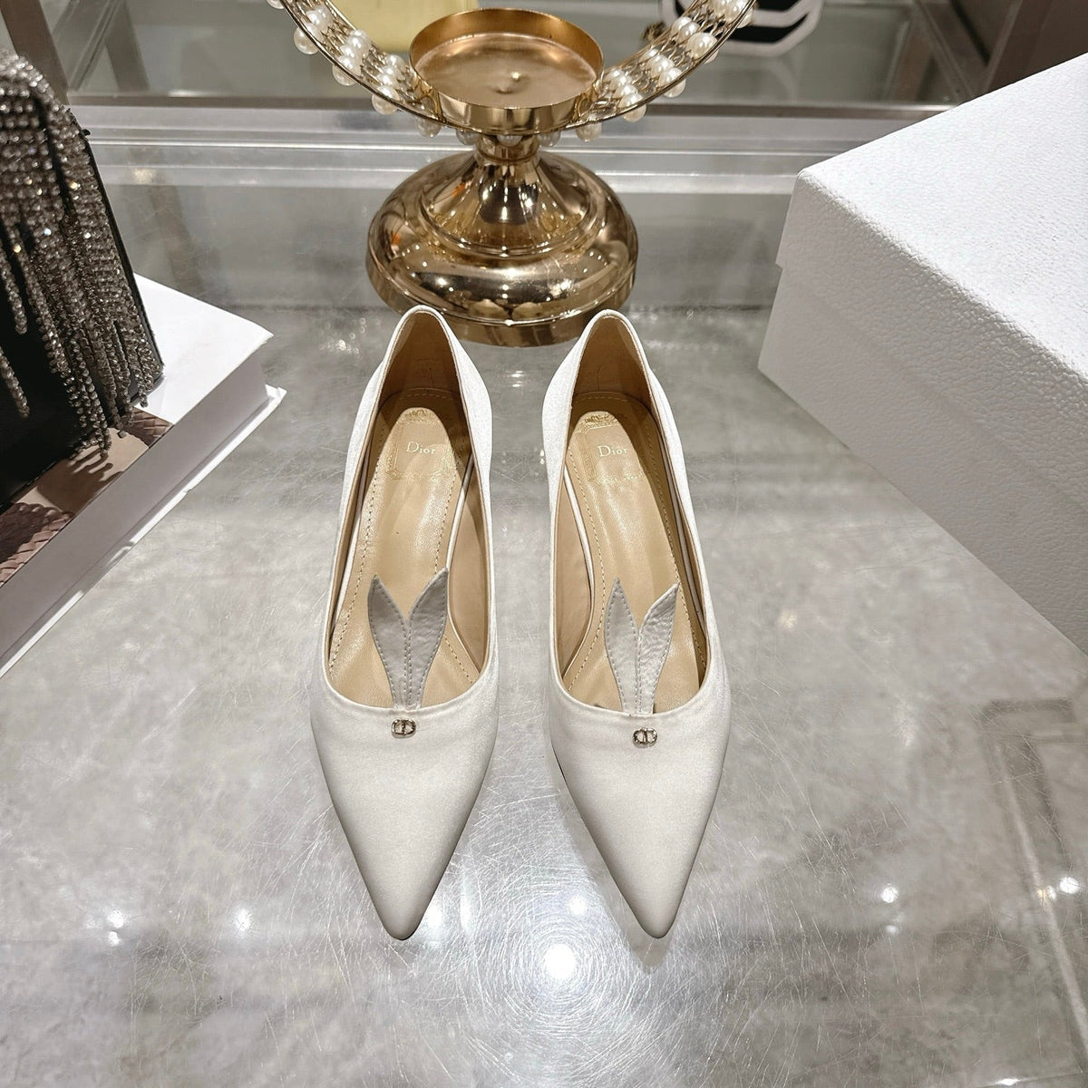 CD 26 Pump 35mm Ivory Silk Satin 592203