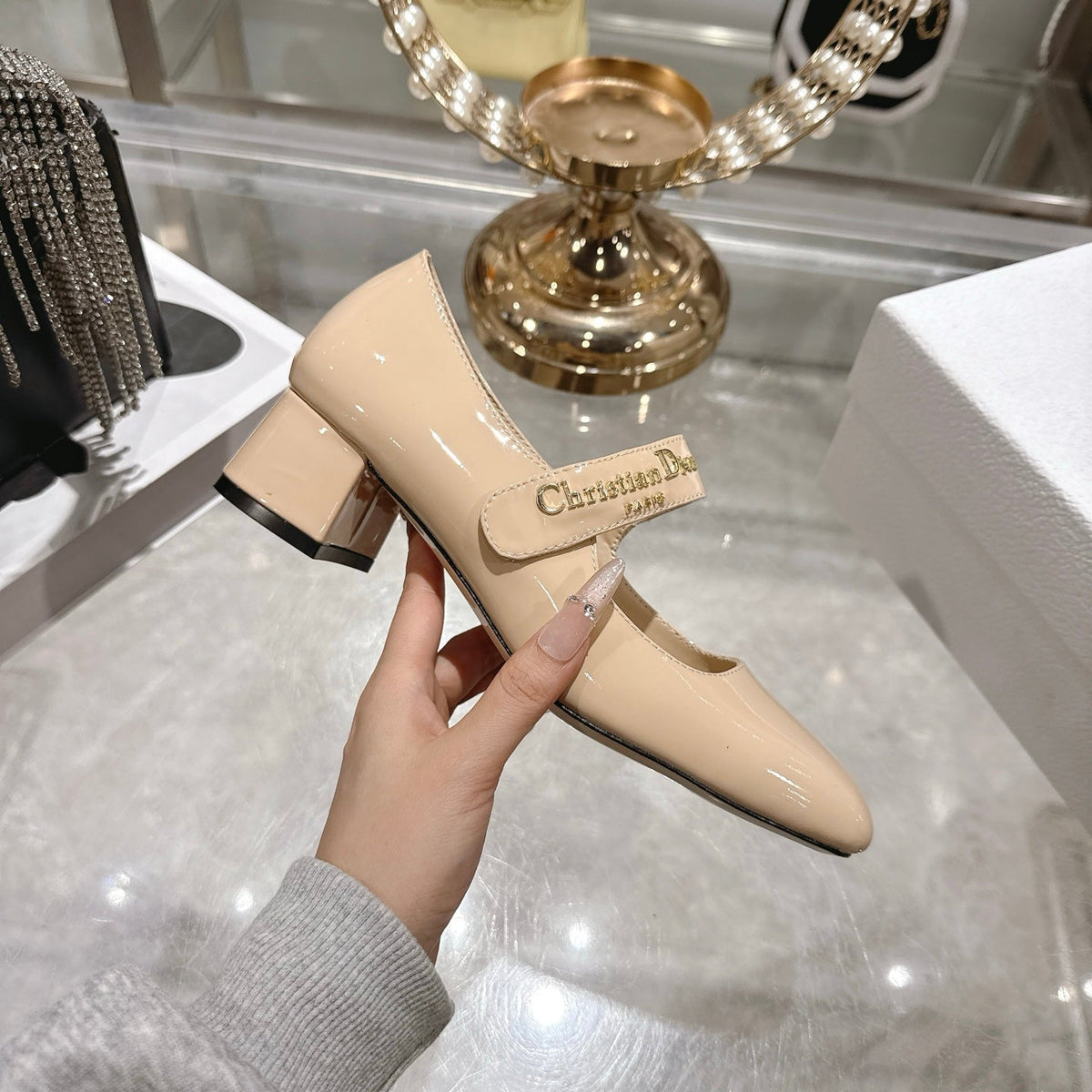CD 26 Lolita High Heels 40 Beige Patent Leather 592207
